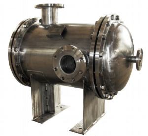 Échangeur de chaleur à plaques et coquilles entièrement soudées